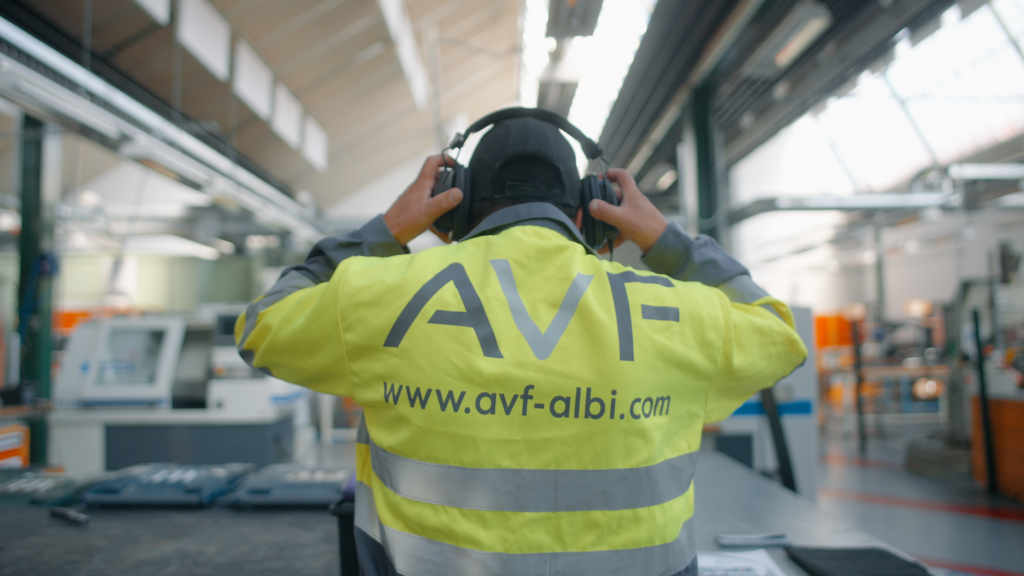 AVF 18